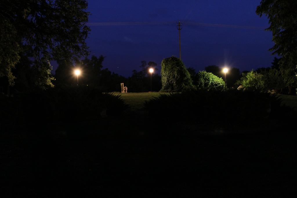 Vila Kasztelania Pod Lipami Zakroczym Exteriér fotografie